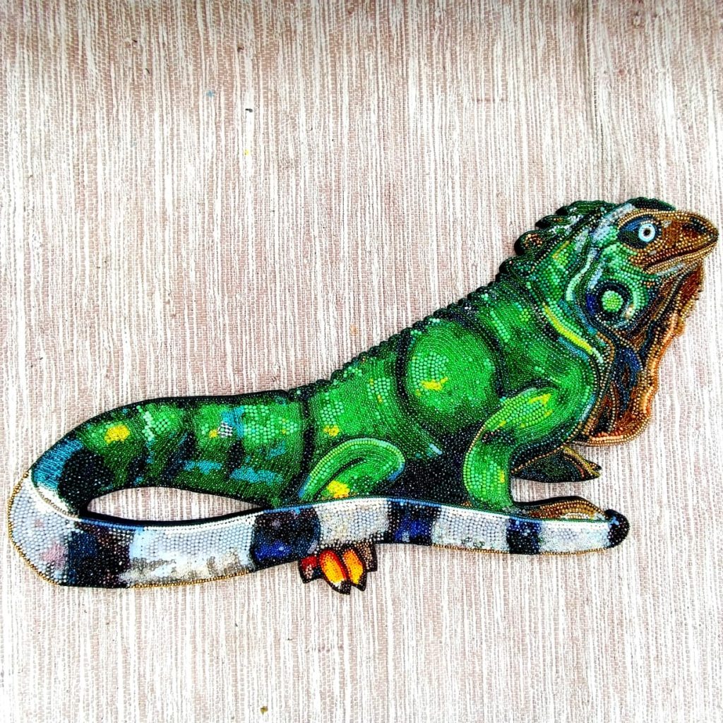 Iguana - By Harry Chávez