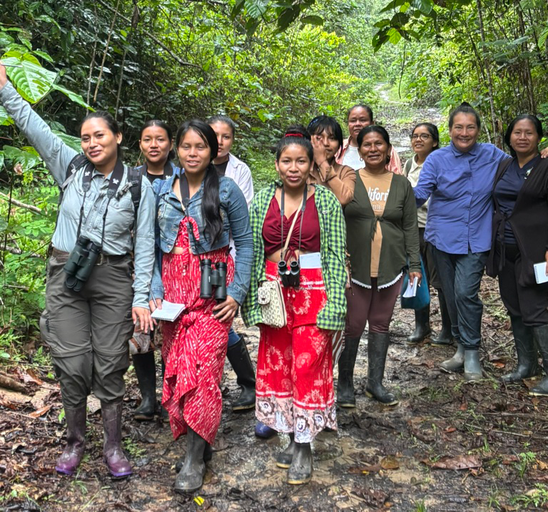 Kukama women building confidence during conservation training in the Amazon