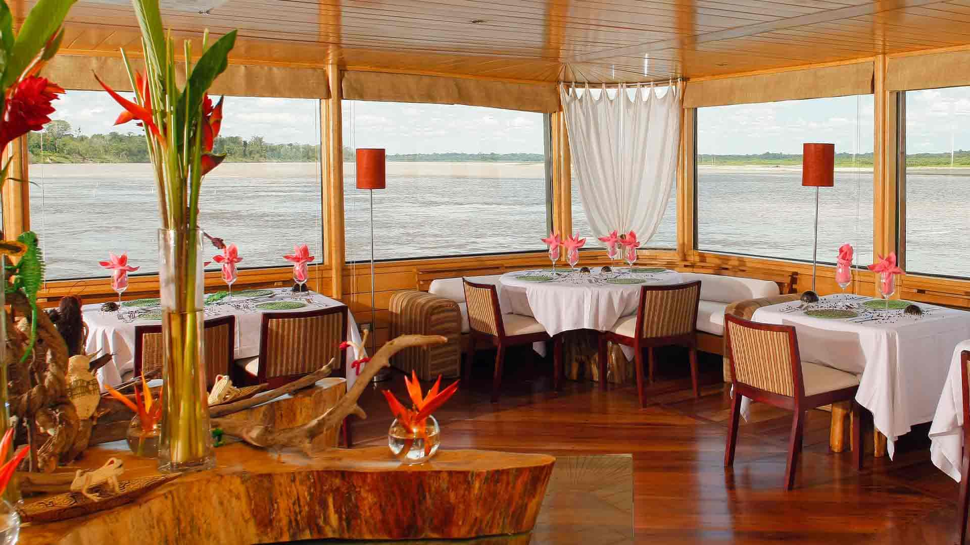 004-D2 - -Dining-Room