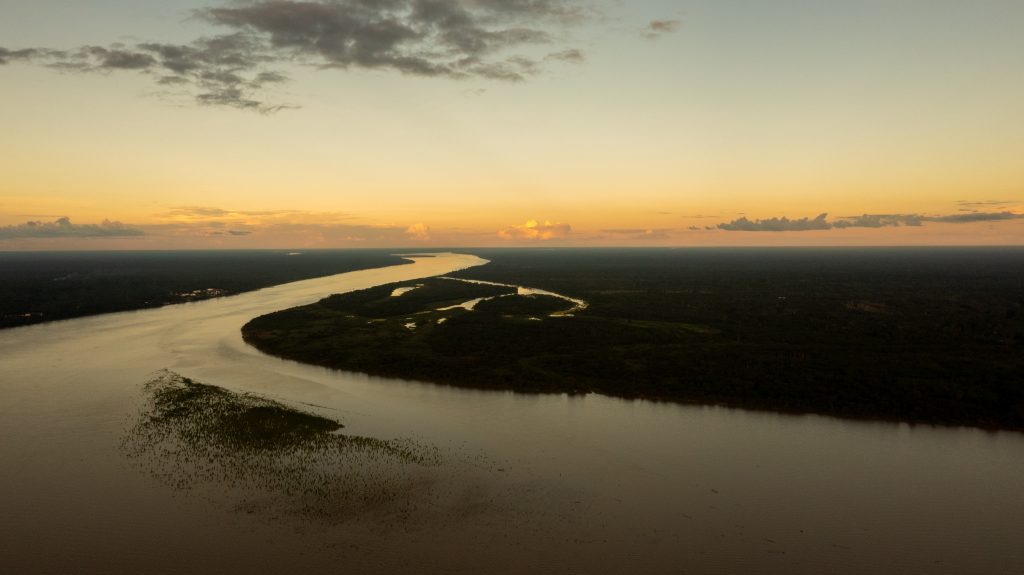 A Vessel of Remembering: Perú Amazon Rainforest Stories